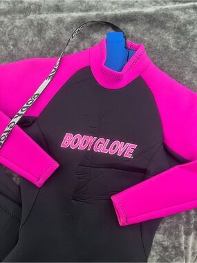 Body Glove Women's Black and Hot Pink 3/2 Neoprene Full Body Wetsuit